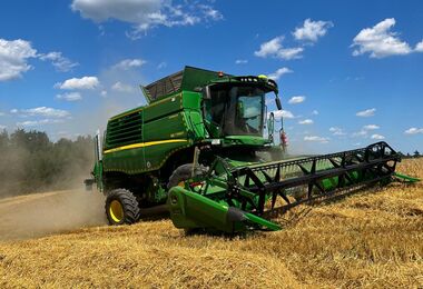 John Deere T 560 HM