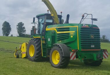 John Deere 7480